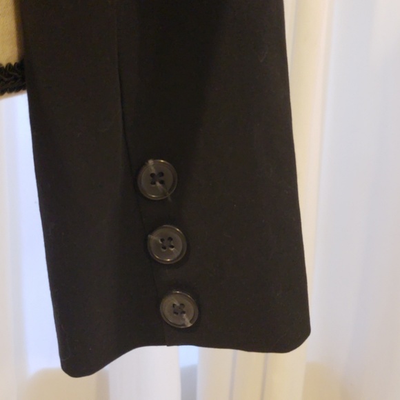 Single Button Blazer - Picture 7 of 8